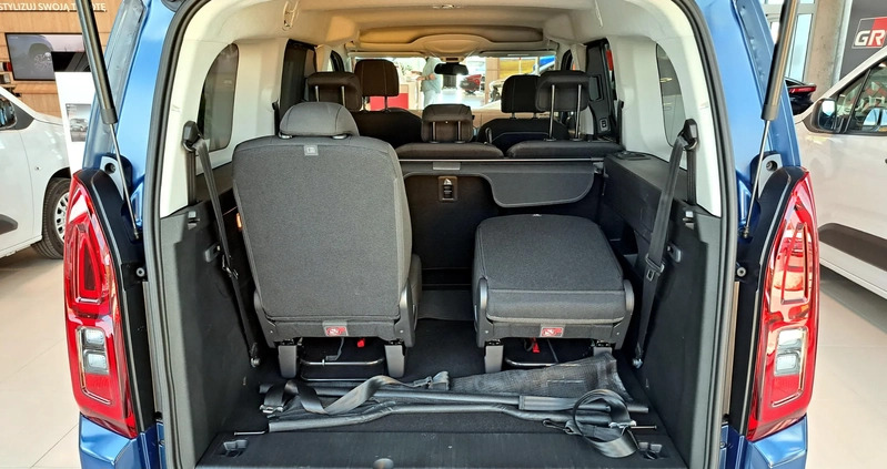 Toyota Proace City Verso cena 158128 przebieg: 4, rok produkcji 2024 z Skierniewice małe 22